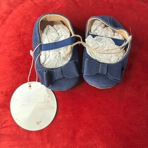 Sweet Honey Infant Size 2 navy shoes